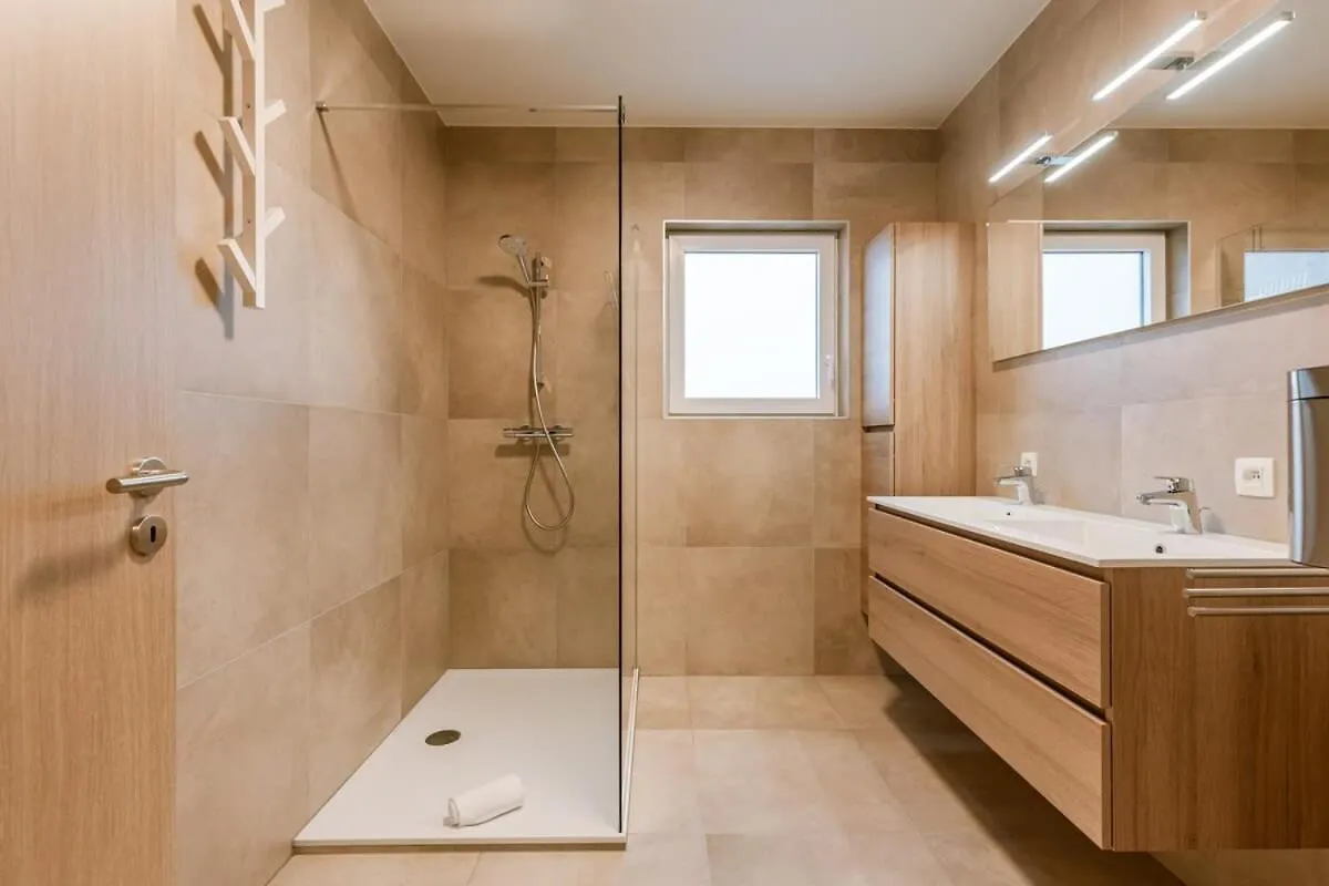 Spacious Getaway Close To The Beach And Airport Villa Ostend 0*,