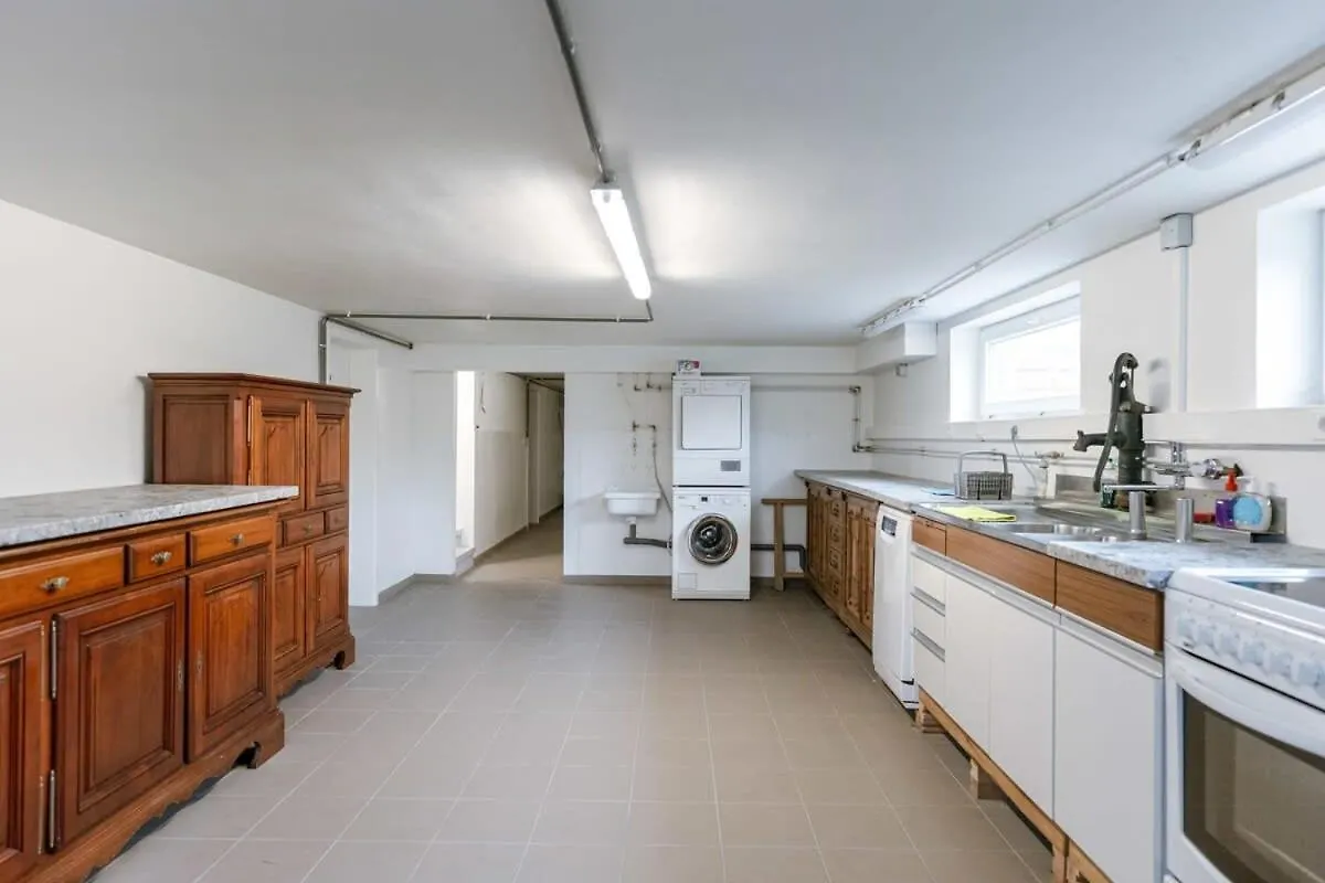 Spacious Getaway Close To The Beach And Airport Villa Ostend Belgium