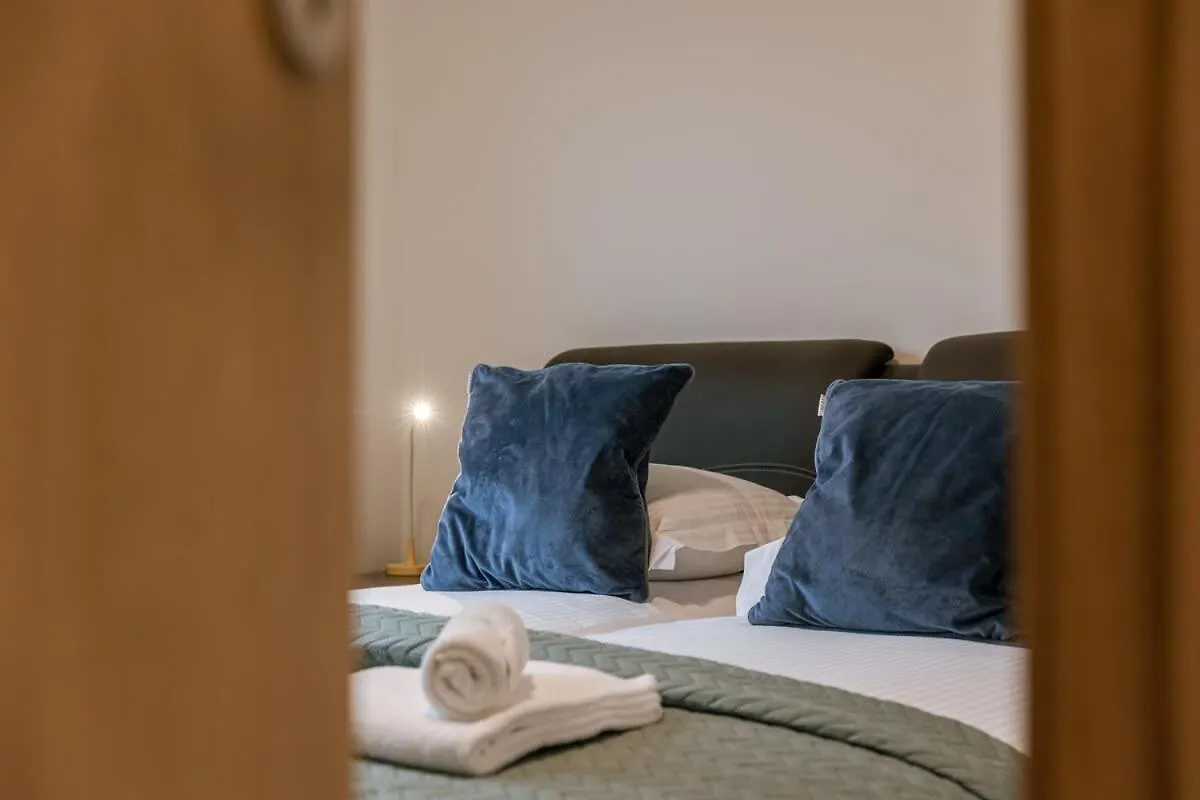 Spacious Getaway Close To The Beach And Airport Villa Ostend Belgium